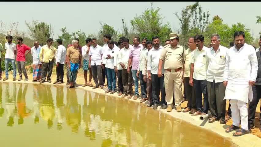 పలమనేరు: పలమనేరు:ముసలిమడుగు వద్ద అధికారులతో కలిసి ఎలిఫెంట్ ప్రాజెక్టు పనులు పరిశీలించారు ఎమ్మెల్యే అమర్, పలు సూచనలు చేశారు - Palamaner News