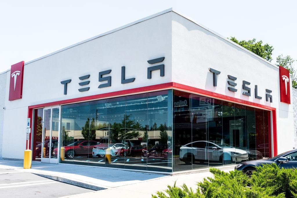 Tesla gets court approval to clear forest to build Germany ...