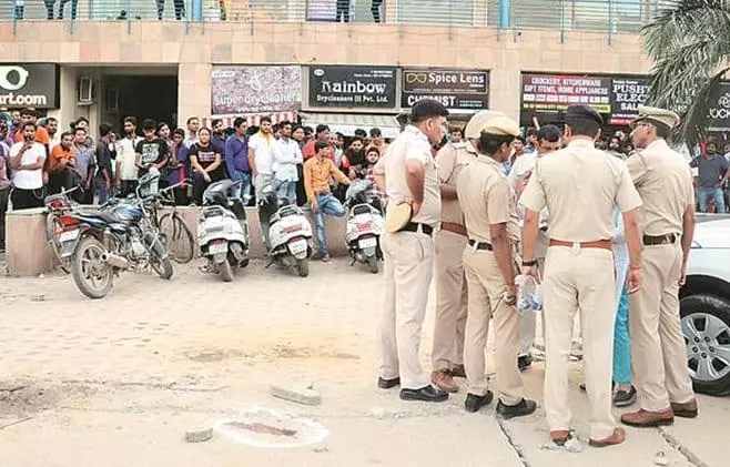 Security officer who shot dead judge's wife & son in Haryana awarded ...