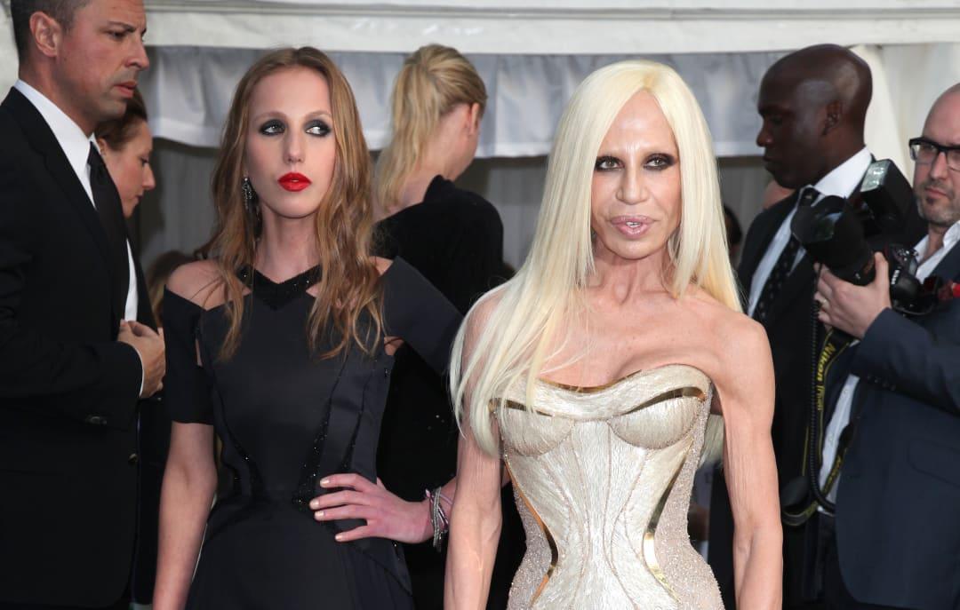 Donatella Versace and her daughter Allegra donate €200,000 to Milan hospital