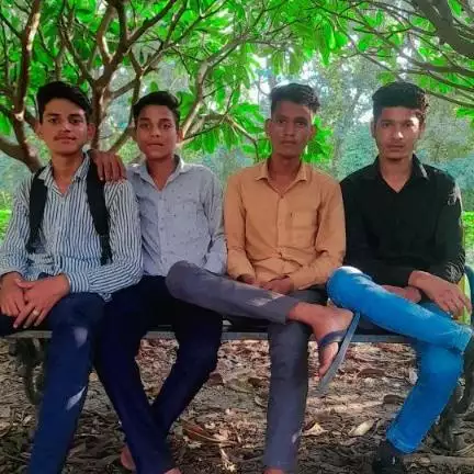 mr_sourabh_9516